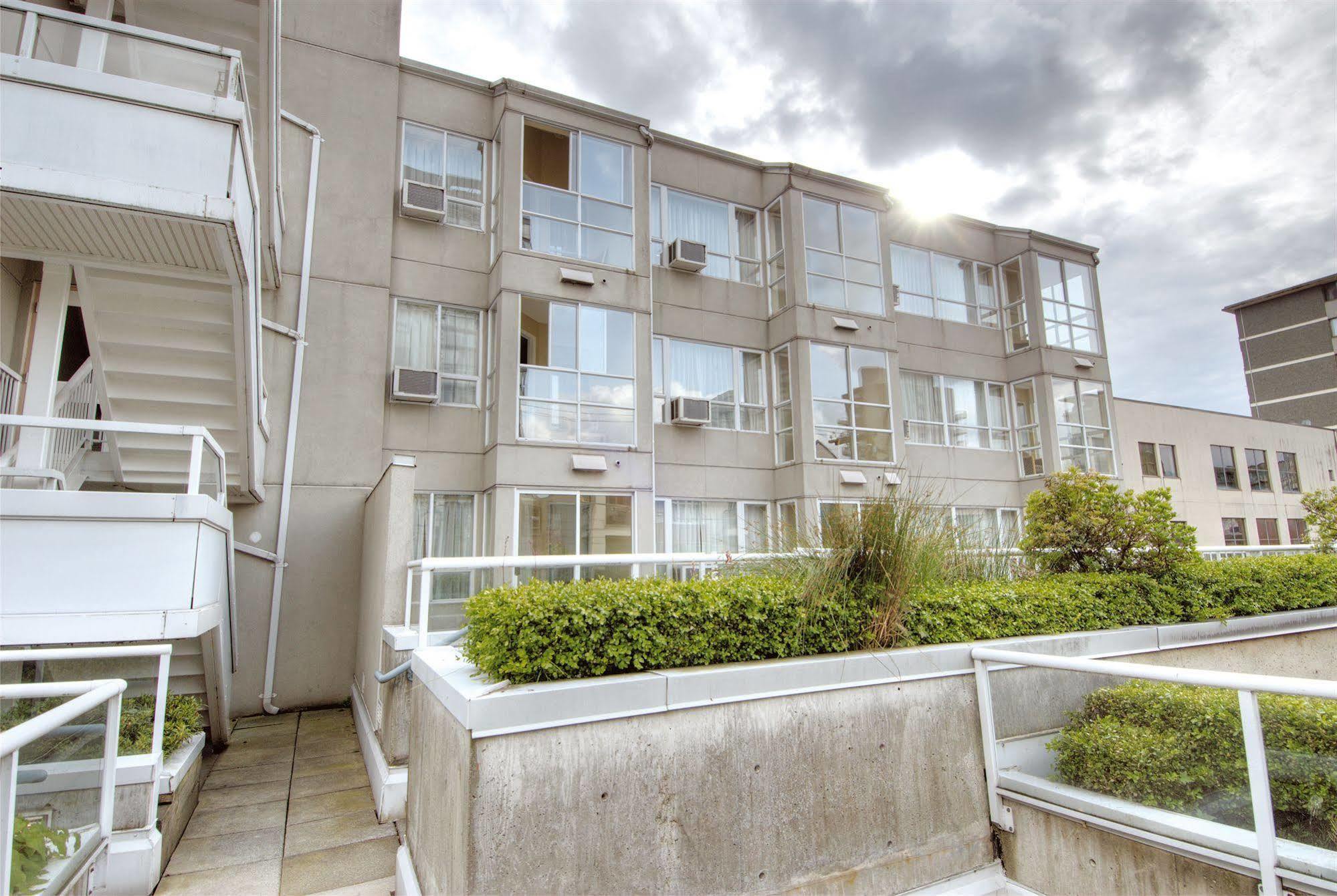 Robson Suites Vancouver Eksteriør billede